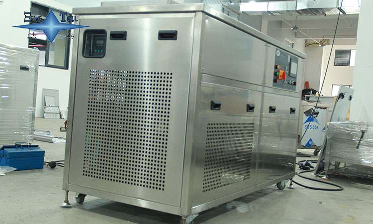 超聲波清洗機：高效去除工業(yè)殘留物和化學(xué)藥劑的先進設(shè)備